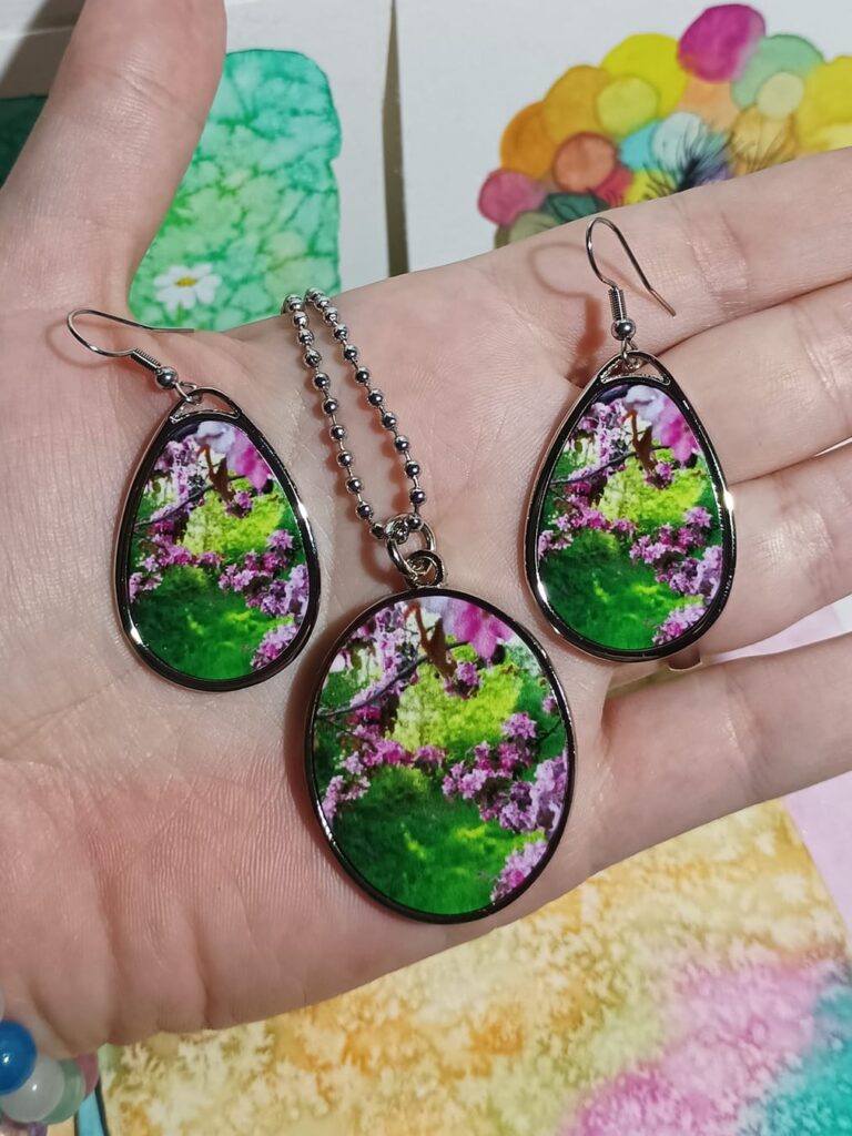 náušnice a přívěsek 37