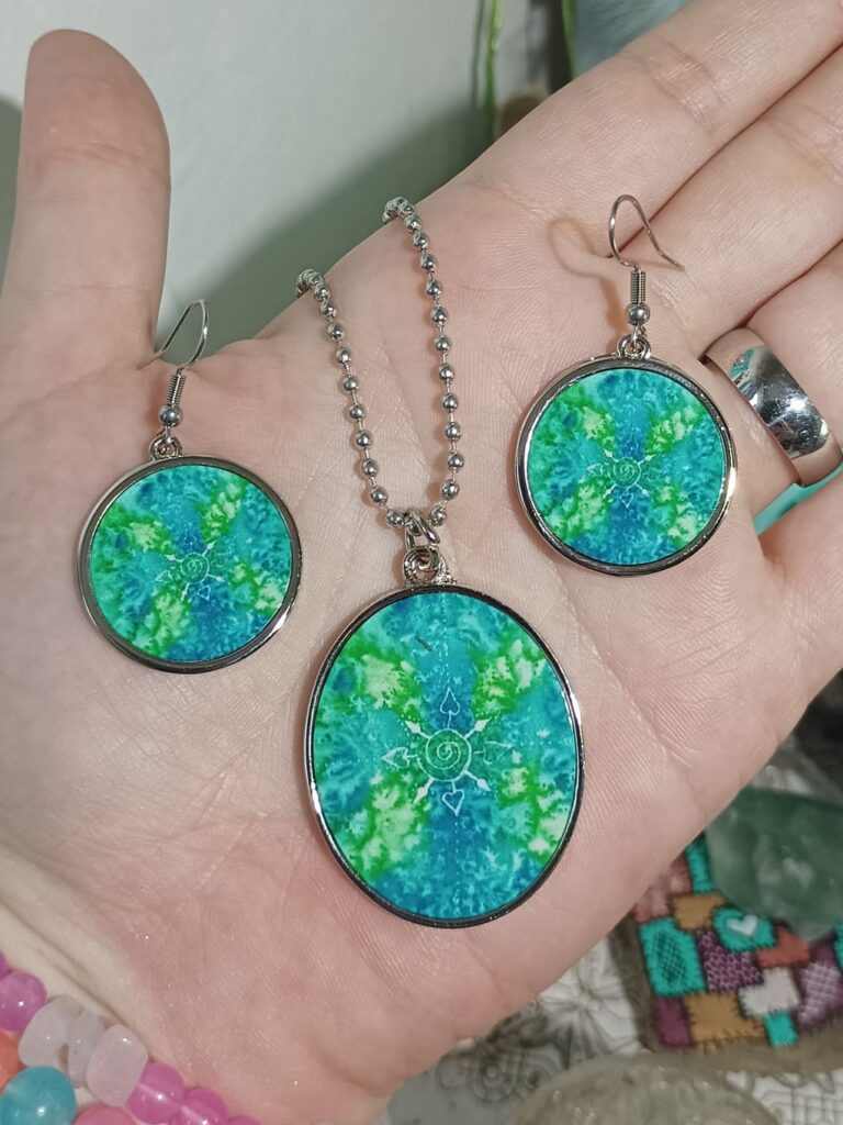 náušnice a přívěsek 46